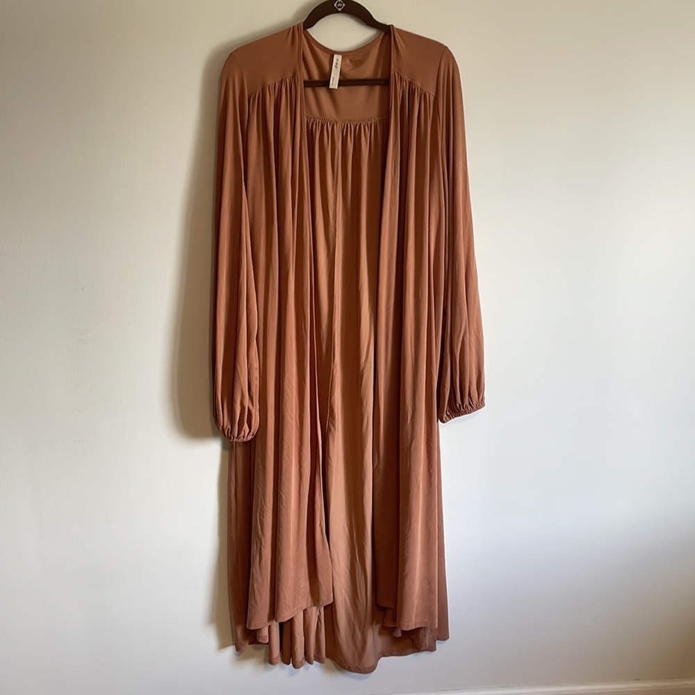 The Duster/Long Robe - Picture 5 of 15
